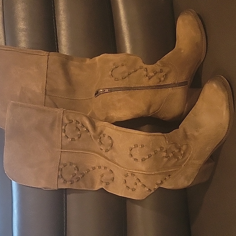 Carlos Santana Tan Suede Knee-High Heeled Boots